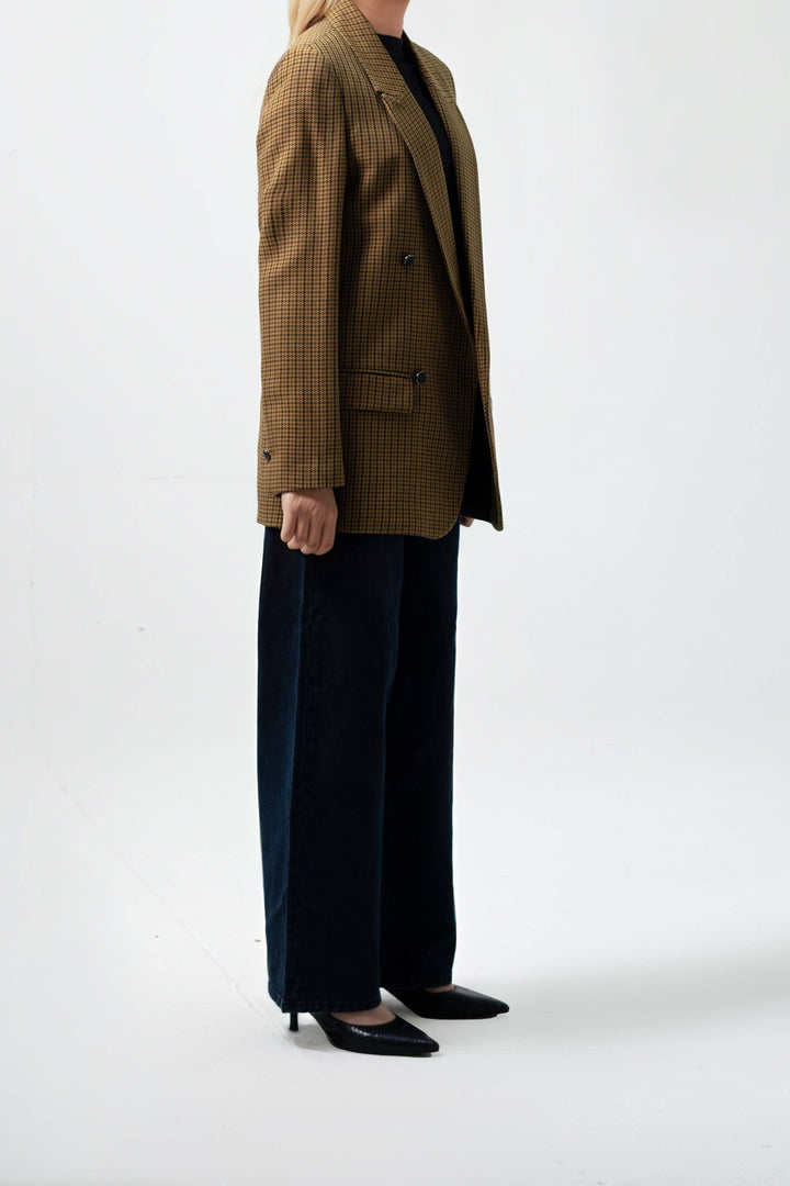 brown houndstooth