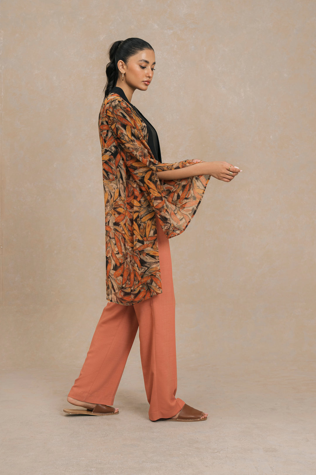 RUST MULTI FLORAL PRINT SHRUG