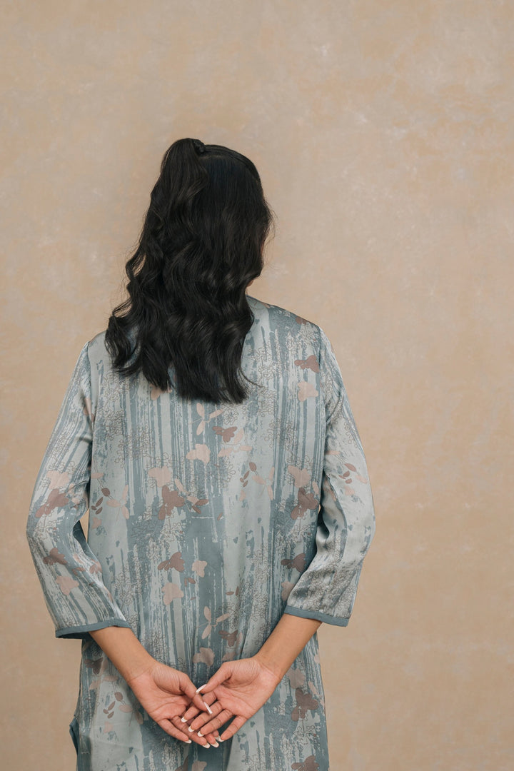Bluish Grey Multi Printed Silk Shrug