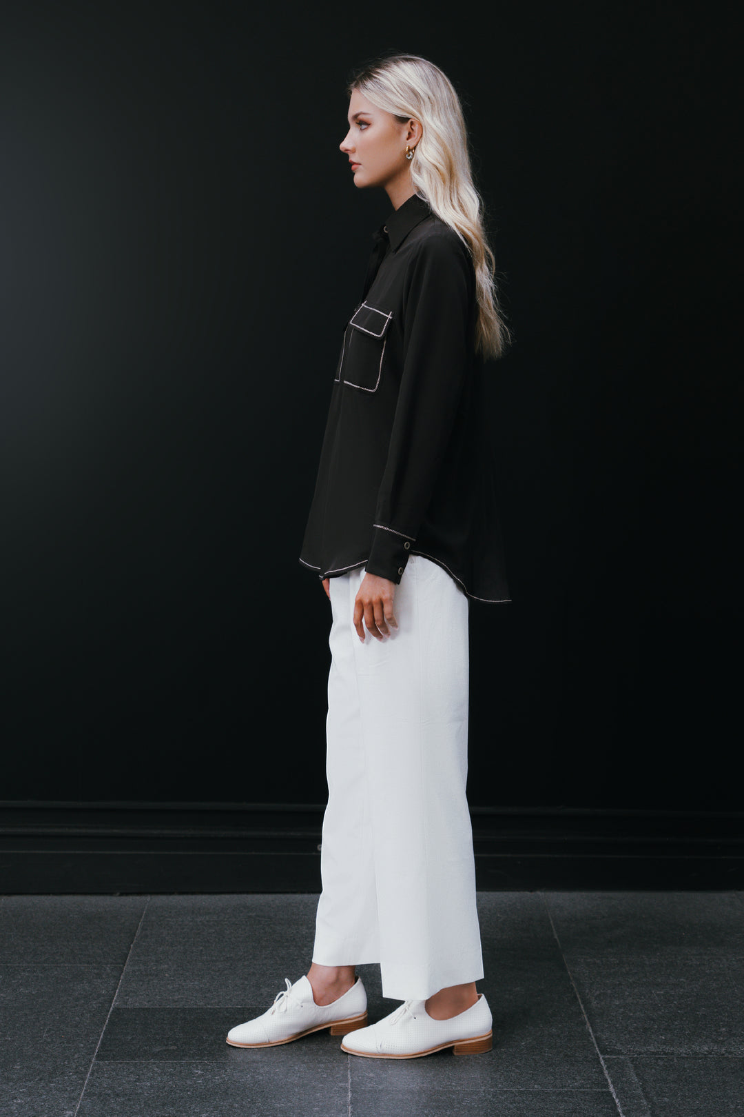 Offwhite Cropped Wide Leg Trouser