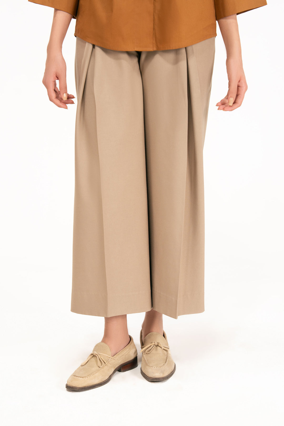 Beige Wide Leg Trouser With Darts