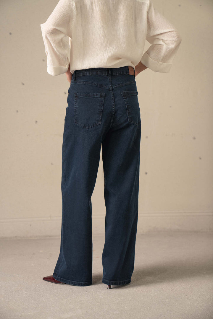 Wide Leg Jeans